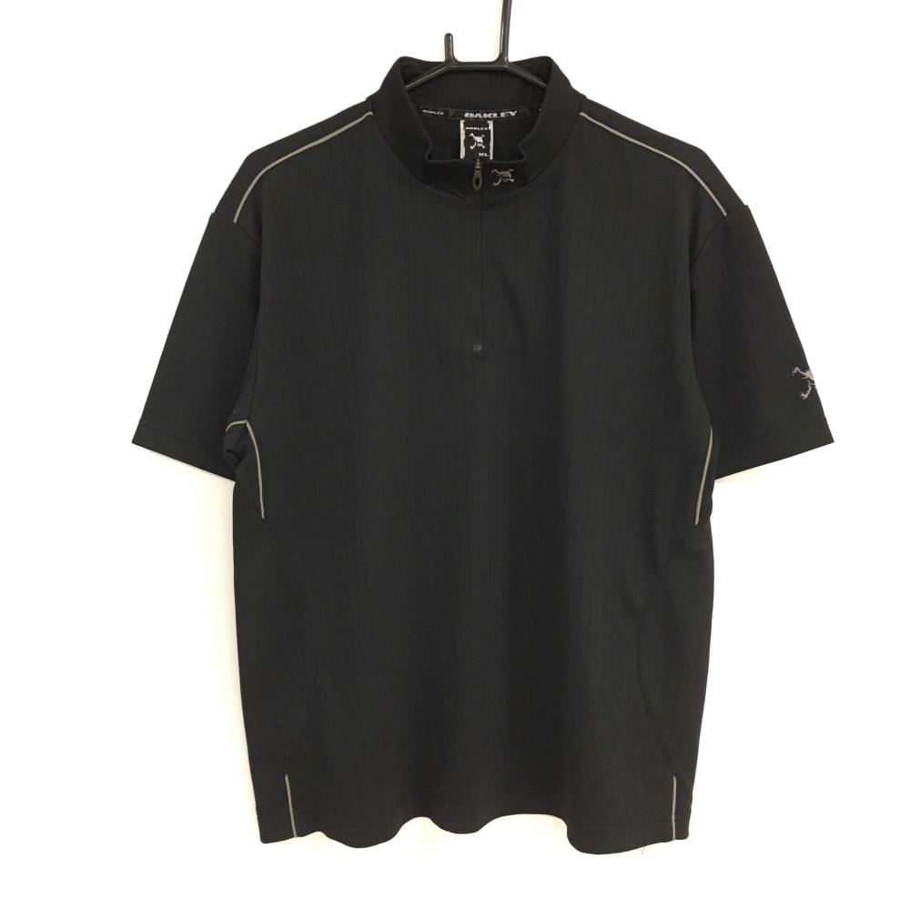 【美品】オークリー 半袖ハイネックシャツ 黒 ストライプ 袖ロゴ刺しゅう ハーフジップ メンズ XL ゴルフウェア Oakley 画像