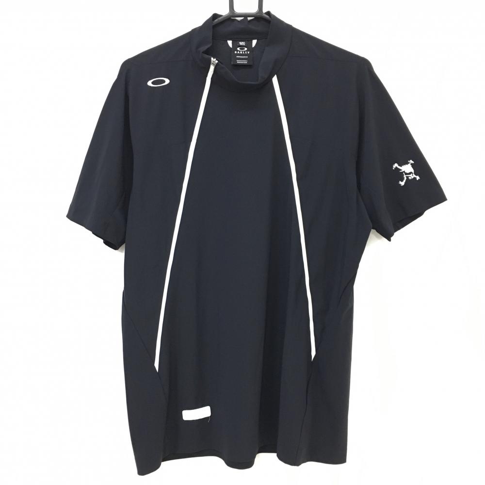 【超美品】オークリー 半袖ハイネックシャツ 黒×白 ナイロン混 ハーフジップ ストレッチ メンズ XL ゴルフウェア Oakley