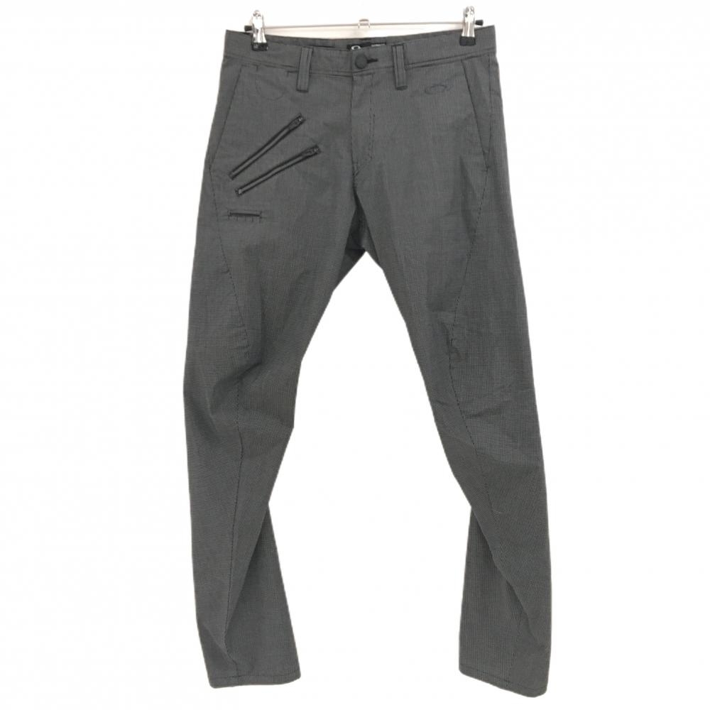 【美品】オークリー パンツ 黒×白 チェック柄 ティー装着可 ロゴグレー HYDROLIX メンズ 32 ゴルフウェア Oakley