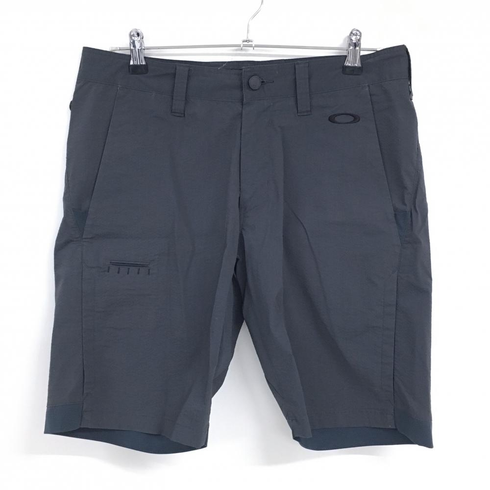 【美品】オークリー ハーフパンツ ダークグレー ロゴ刺しゅう ストレッチ  メンズ 32 ゴルフウェア Oakley