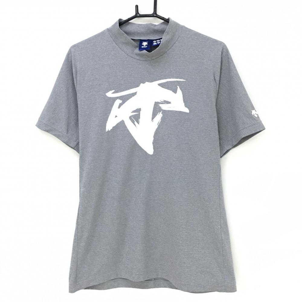 【超美品】デサントゴルフ 半袖ハイネックシャツ 杢グレー×白 ロゴプリント 中田英寿 メンズ 0(XL) ゴルフウェア 2022年モデル DESCENTE