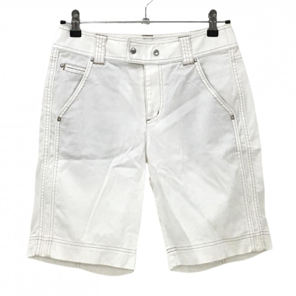 【美品】23区スポーツ ショートパンツ 白×ライトブラウン ステッチ レディース 64 ゴルフウェア 23区