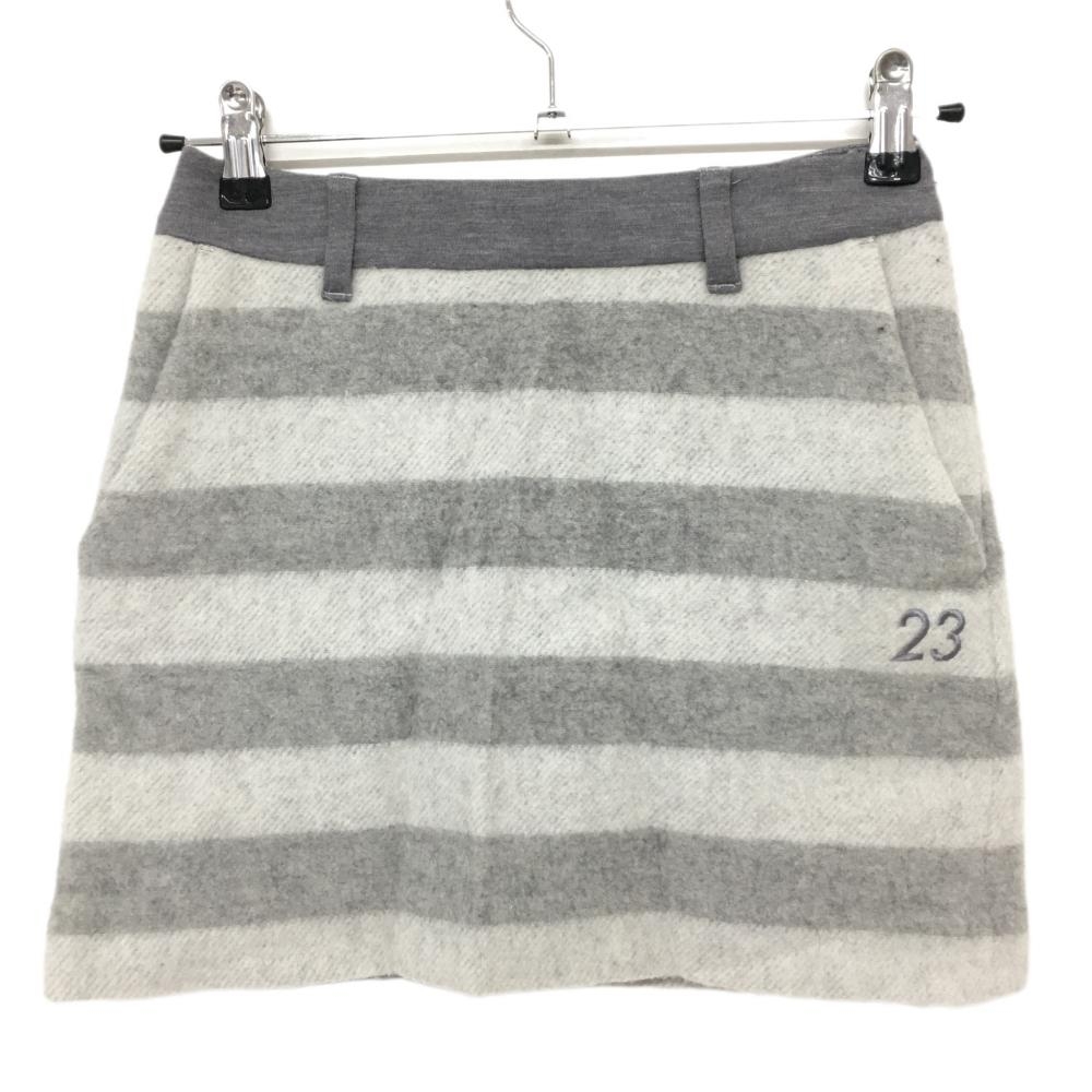 【美品】23区ゴルフ ウールスカート グレー×白 ボーダー ロゴ刺しゅう 表起毛 裏地付き レディース 55 ゴルフウェア 23区