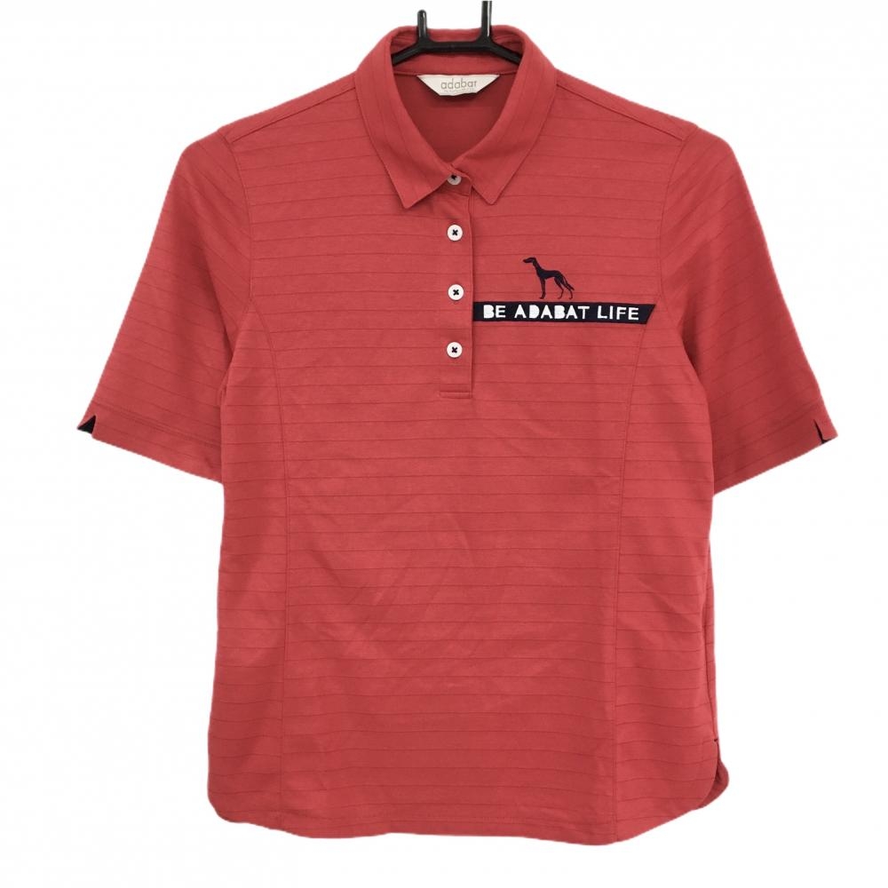 【超美品】アダバット 半袖ポロシャツ レッド ボーダー風地模様 ロゴ刺しゅう レディース 38(M) ゴルフウェア adabat