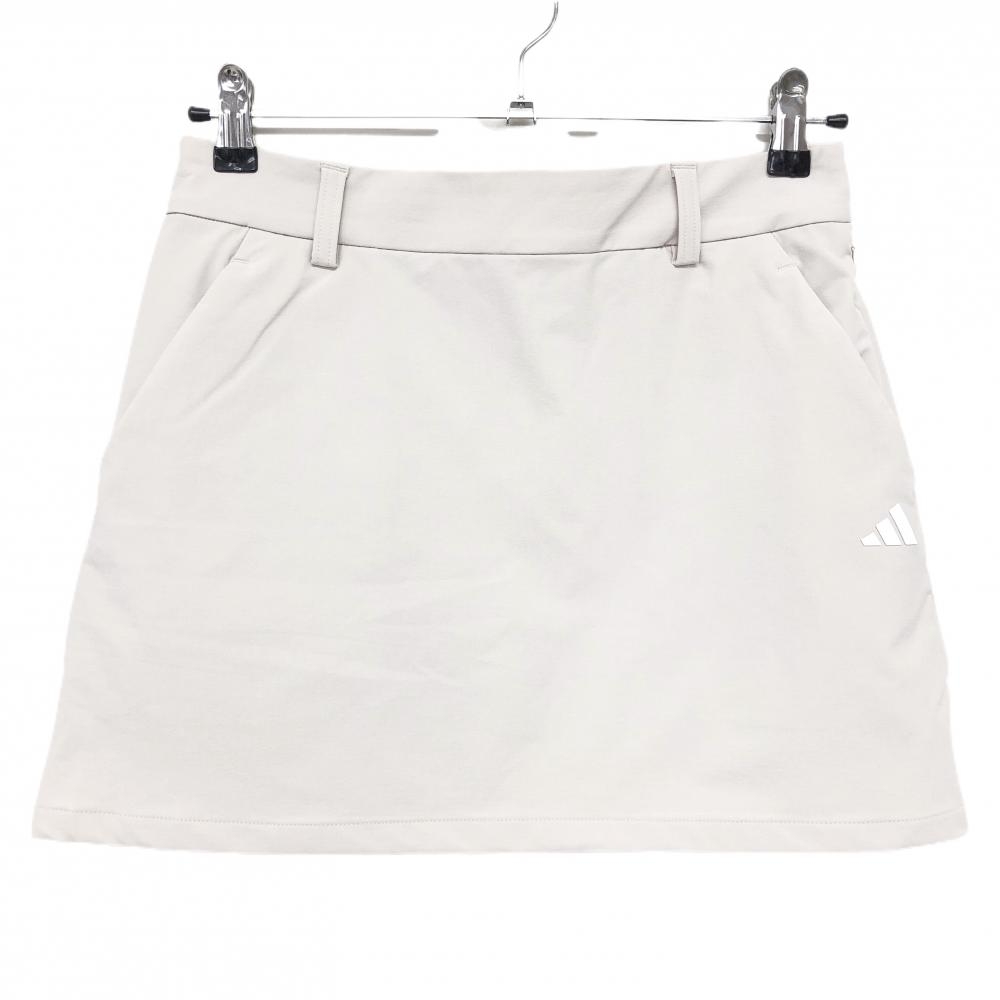 【超美品】アディダス スカート ライトベージュ 内側インナーパンツ ストレッチ レディース L ゴルフウェア 2023年モデル adidas