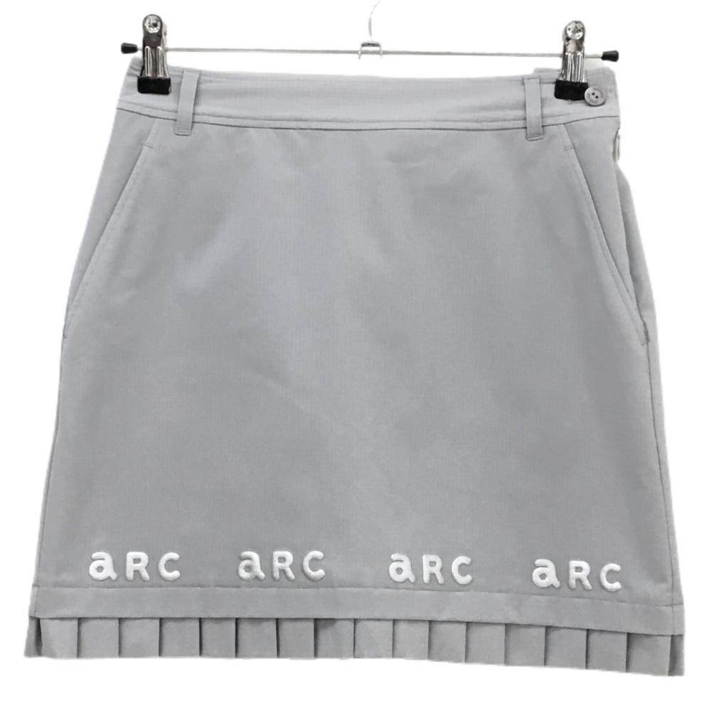 【超美品】アルチビオ スカート グレー系 裾ロゴ刺しゅう・プリーツ 裏地付き 地模様 レディース 36(S) ゴルフウェア archivio