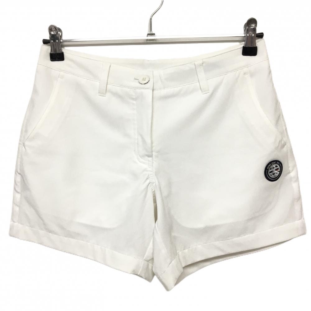 【超美品】アンパスィ ショートパンツ 白 裏地付 ロゴワッペン レディース M ゴルフウェア and per se