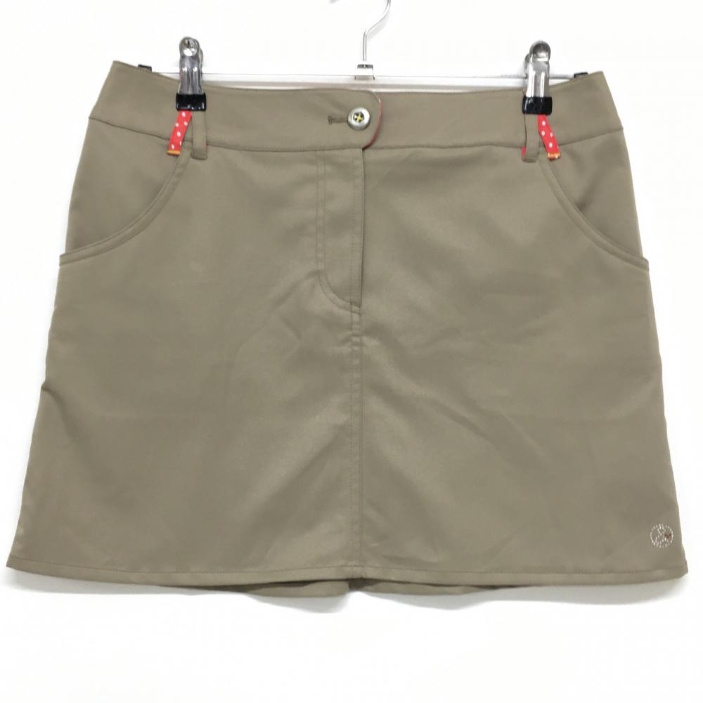 【超美品】アンパスィ スカート カーキ シンプル 裾ラインストーンロゴ ストレッチ レディース M ゴルフウェア and per se