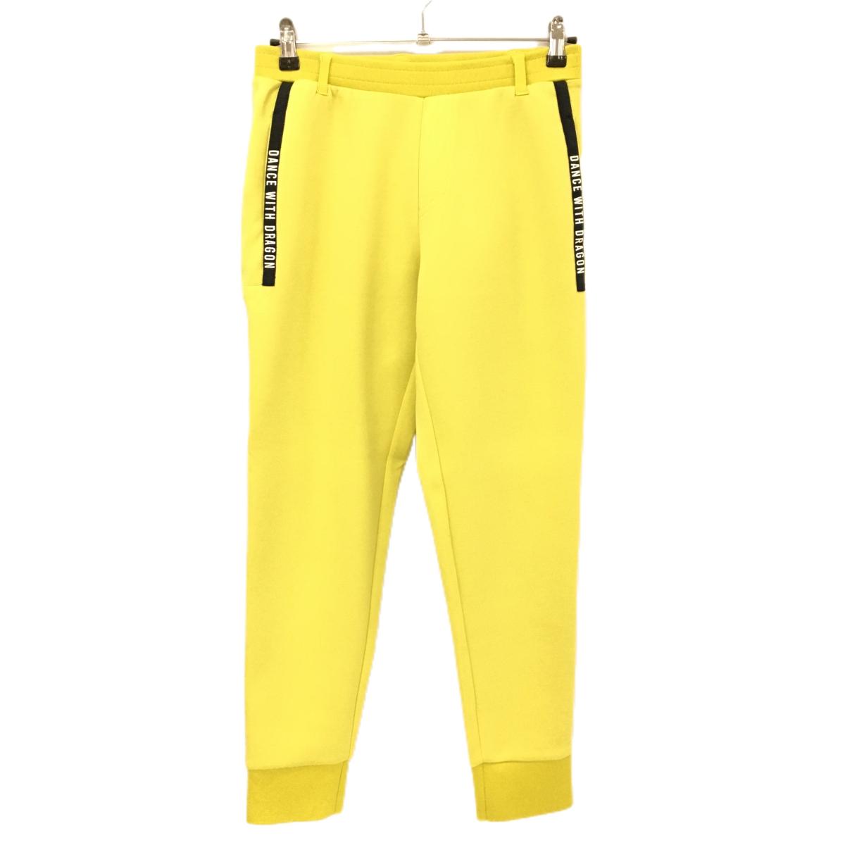 【超美品】ダンスウィズドラゴン ジョガーパンツ スモーキーイエロー ダンボールニット  レディース 3(L) ゴルフウェア Dance With Dragon