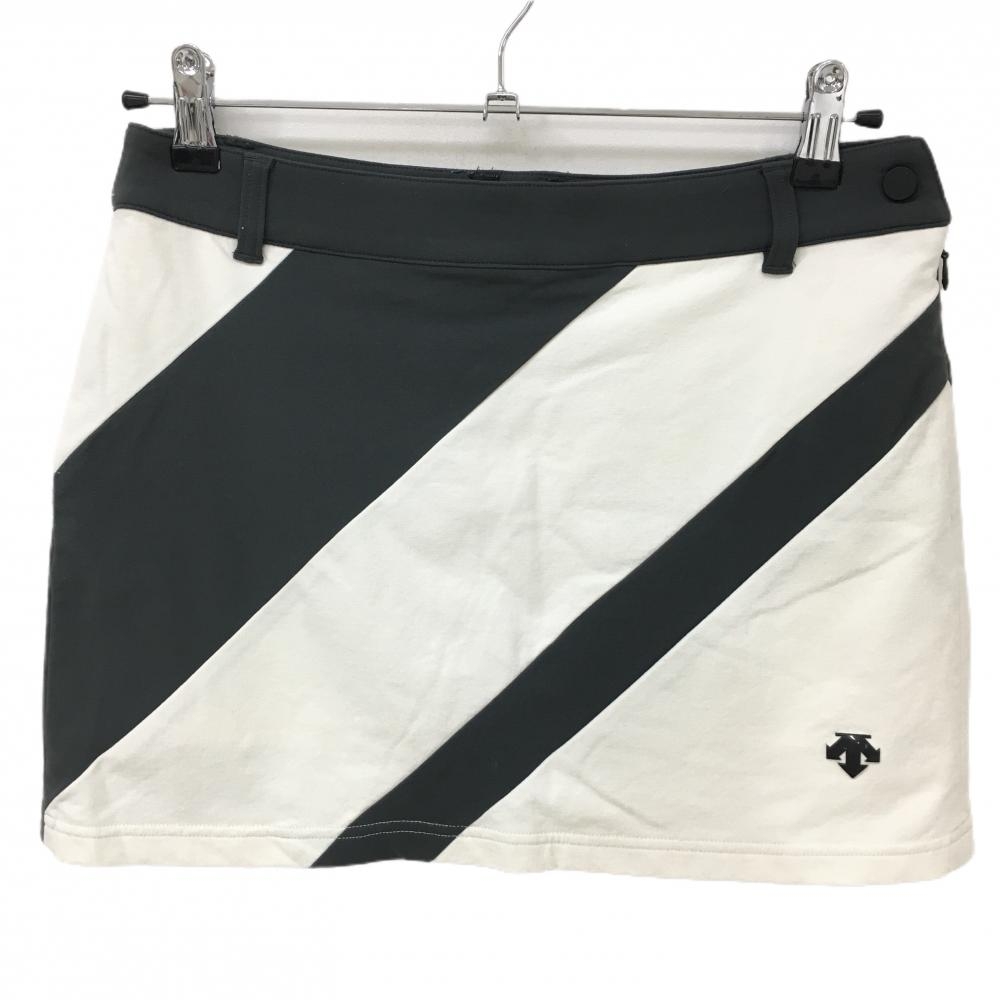 【美品】デサントゴルフ スカート ダークグレー×白 裾ロゴ 内側インナーパンツ 中田英寿  レディース 67(L) ゴルフウェア DESCENTE