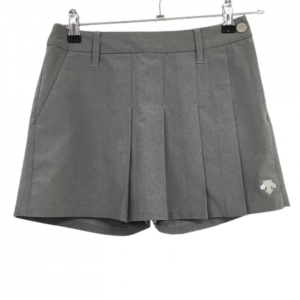 【超美品】デサント キュロットスカート ライトグレー 前プリーツ 裾ロゴ レディース 58/SS ゴルフウェア DESCENTE