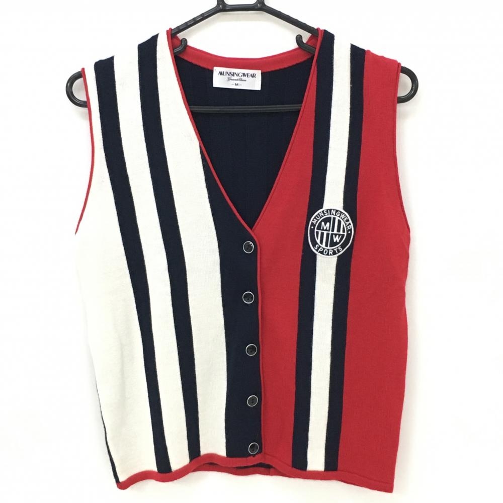 【美品】マンシングウェア ニットベスト レッド×白 ストライプ ロゴワッペン ウール混 レディース M ゴルフウェア Munsingwear