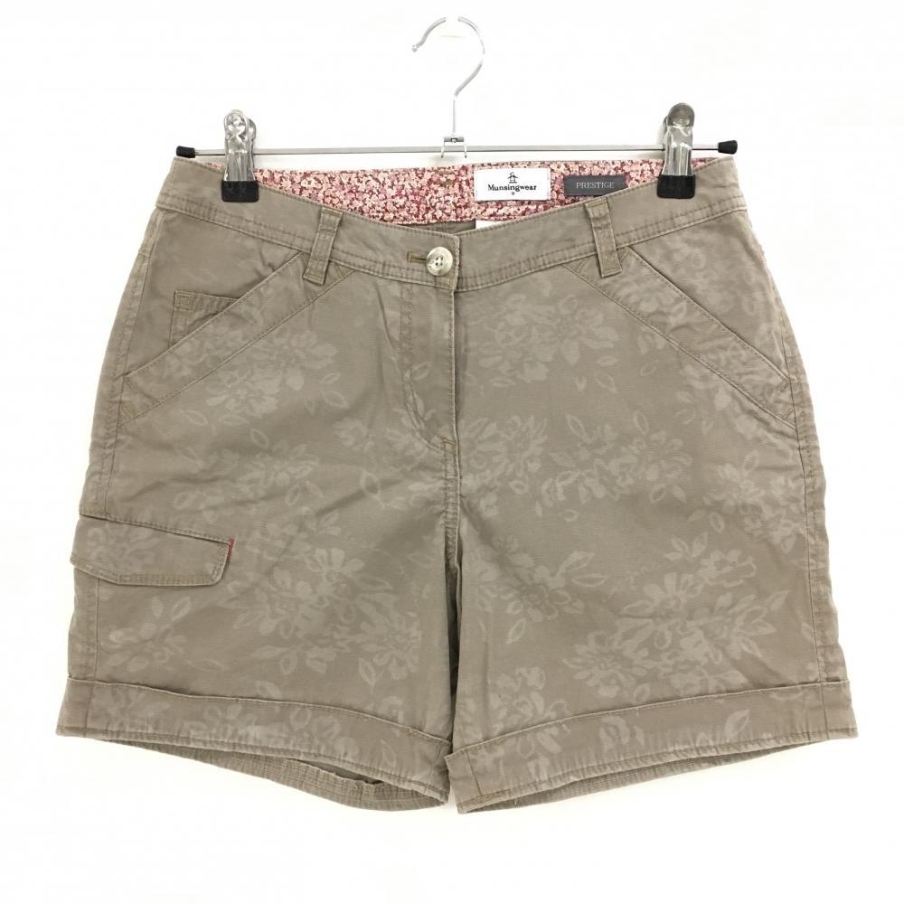 マンシングウェア ショートパンツ ベージュ 花柄地模様 ストレッチ ポケット複数 レディース 9(M) ゴルフウェア Munsingwear