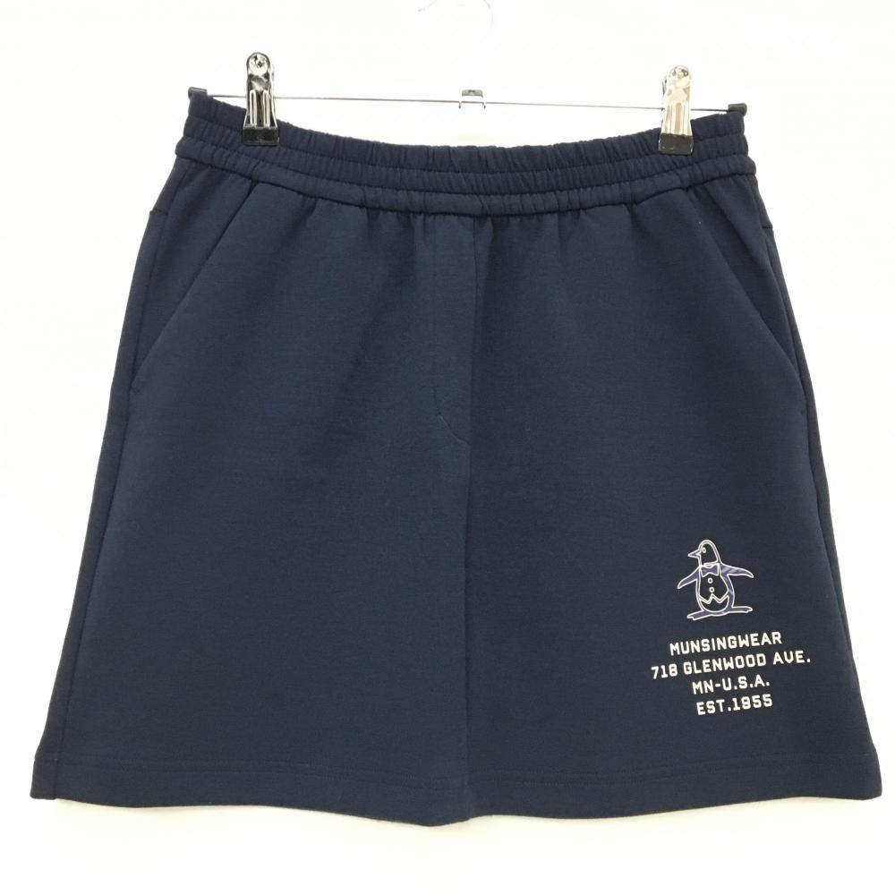 【美品】マンシングウェア スカート ネイビー ウエストゴム・調整ひも付き ストレッチ レディース M ゴルフウェア Munsingwear