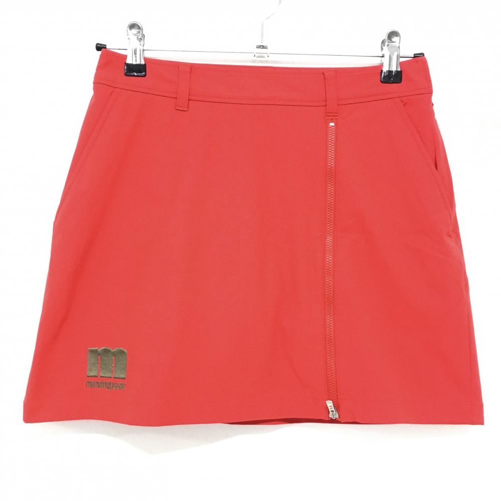 【超美品】マンシングウェア スカート レッド系 裾ロゴ刺しゅう ジップ 内側インナーパンツ レディース 7 ゴルフウェア Munsingwear