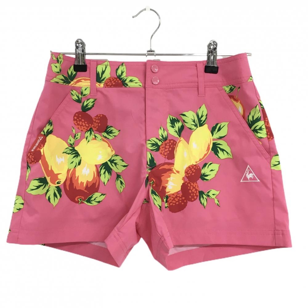 【超美品】ルコックゴルフ ショートパンツ ピンク×イエロー 果実柄 ロゴ刺しゅう レディース 11(L) ゴルフウェア le coq sportif
