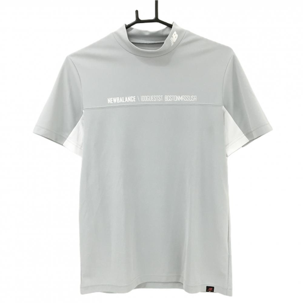 【美品】ニューバランスゴルフ 半袖ハイネックシャツ ライトグレー×白 フロントロゴプリント  メンズ 5(L) ゴルフウェア New Balance