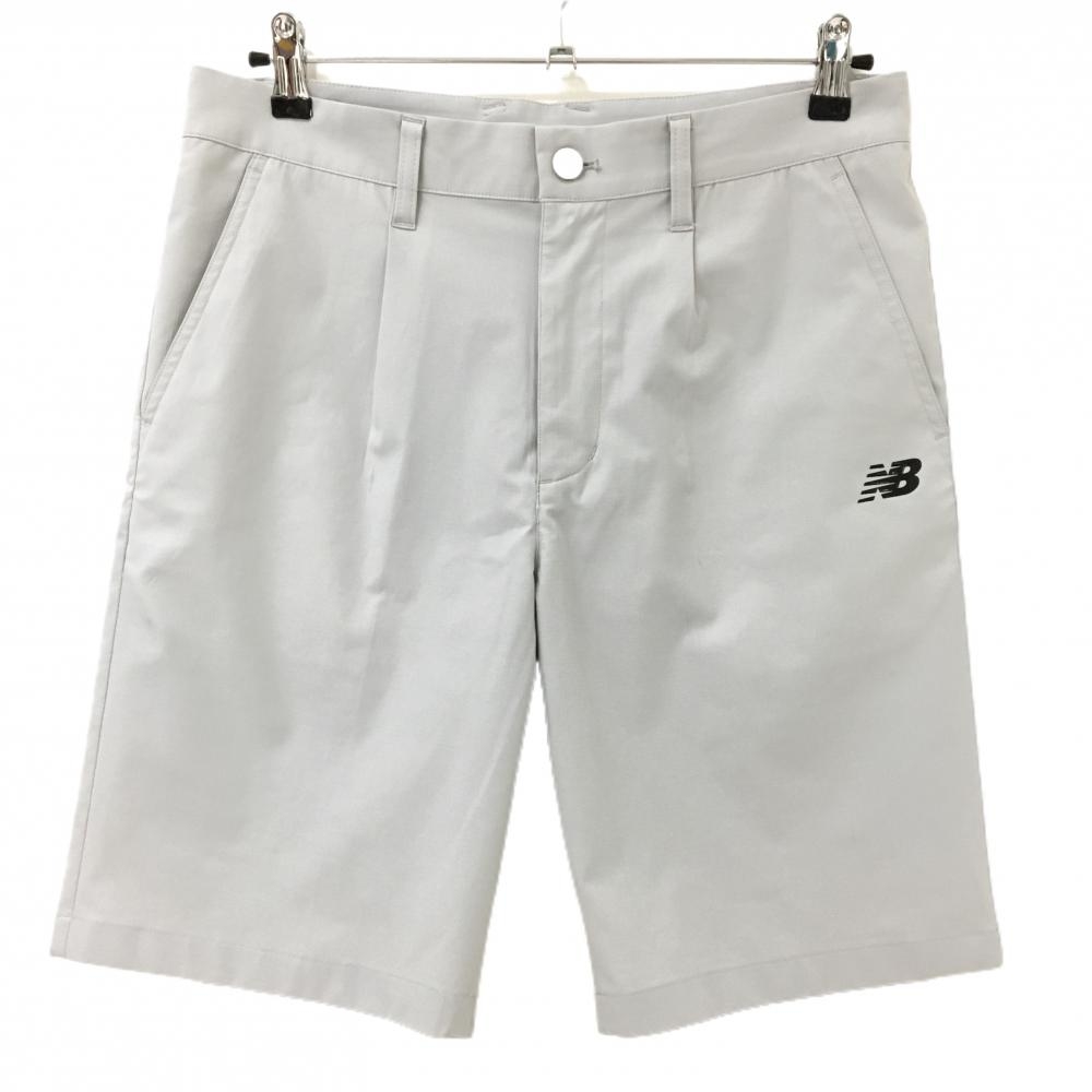 【美品】ニューバランスゴルフ ハーフパンツ ライトグレー 地模様 ロゴ黒  メンズ 4(M) ゴルフウェア 2024年モデル New Balance