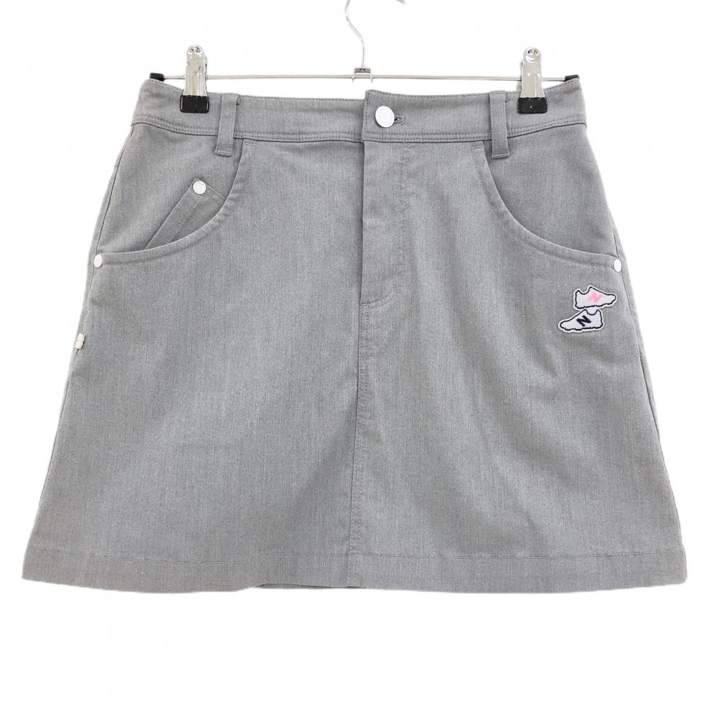 【美品】ニューバランスゴルフ スカート グレー シューズワッペン バックロゴ刺しゅう  レディース 0(S) ゴルフウェア New Balance