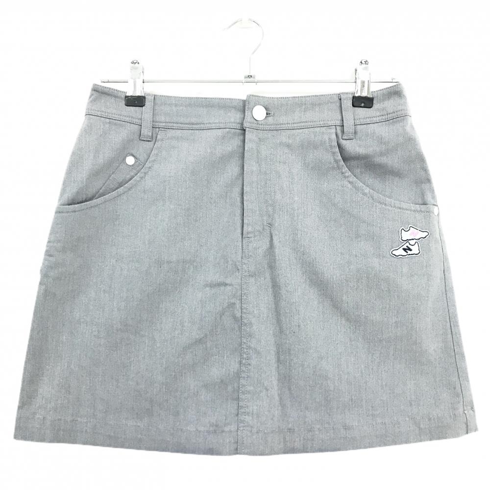 【超美品】ニューバランスゴルフ スカート グレー ストレッチ スニーカーワッペン  レディース 1(M) ゴルフウェア New Balance