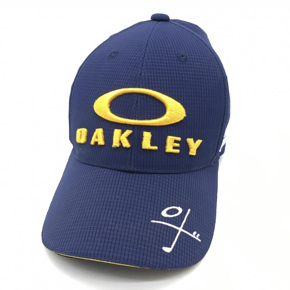 オークリー キャップ ネイビー×イエロー メッシュ 立体ロゴ刺しゅう ゴルフウェア Oakley 画像