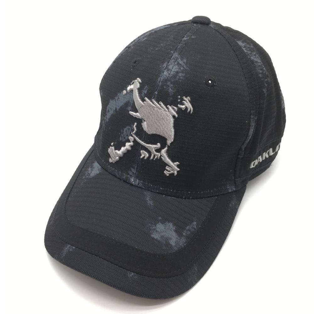 【超美品】オークリー キャップ 黒×グレー 総柄 ビッグロゴ   ゴルフウェア Oakley