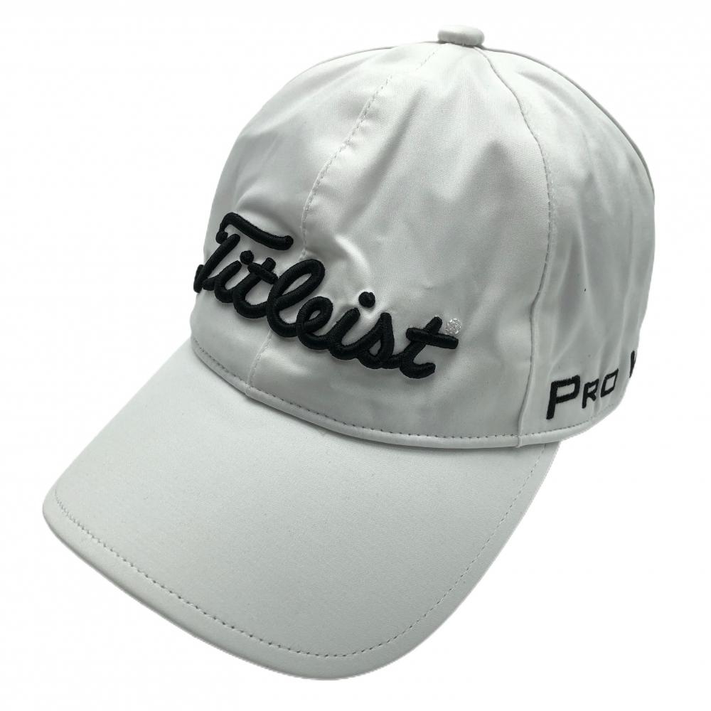 【超美品】タイトリスト キャップ 白×黒 立体ロゴ刺しゅう  ゴルフウェア TITLEIST