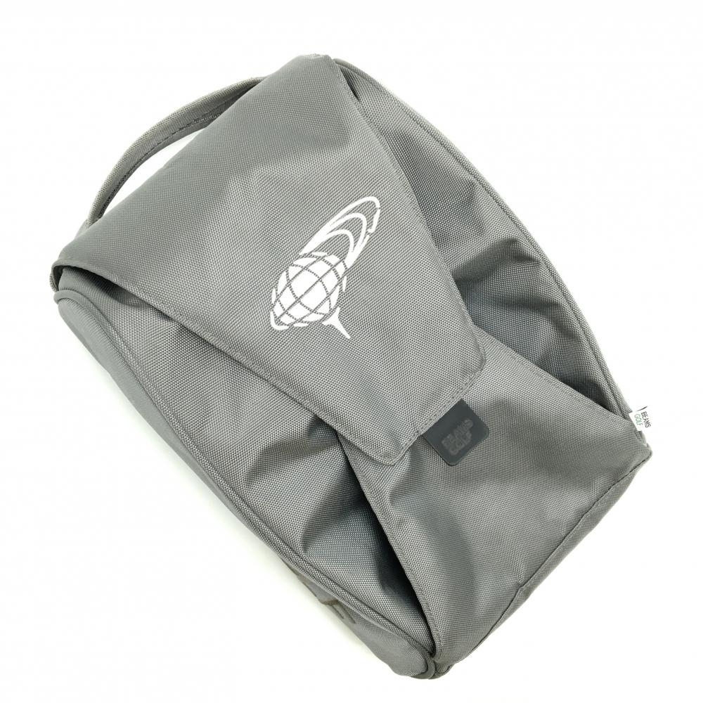 【美品】ビームスゴルフ シューズケース グレー×白 ロゴ刺しゅう  ゴルフ 2024年モデル BEAMS GOLF