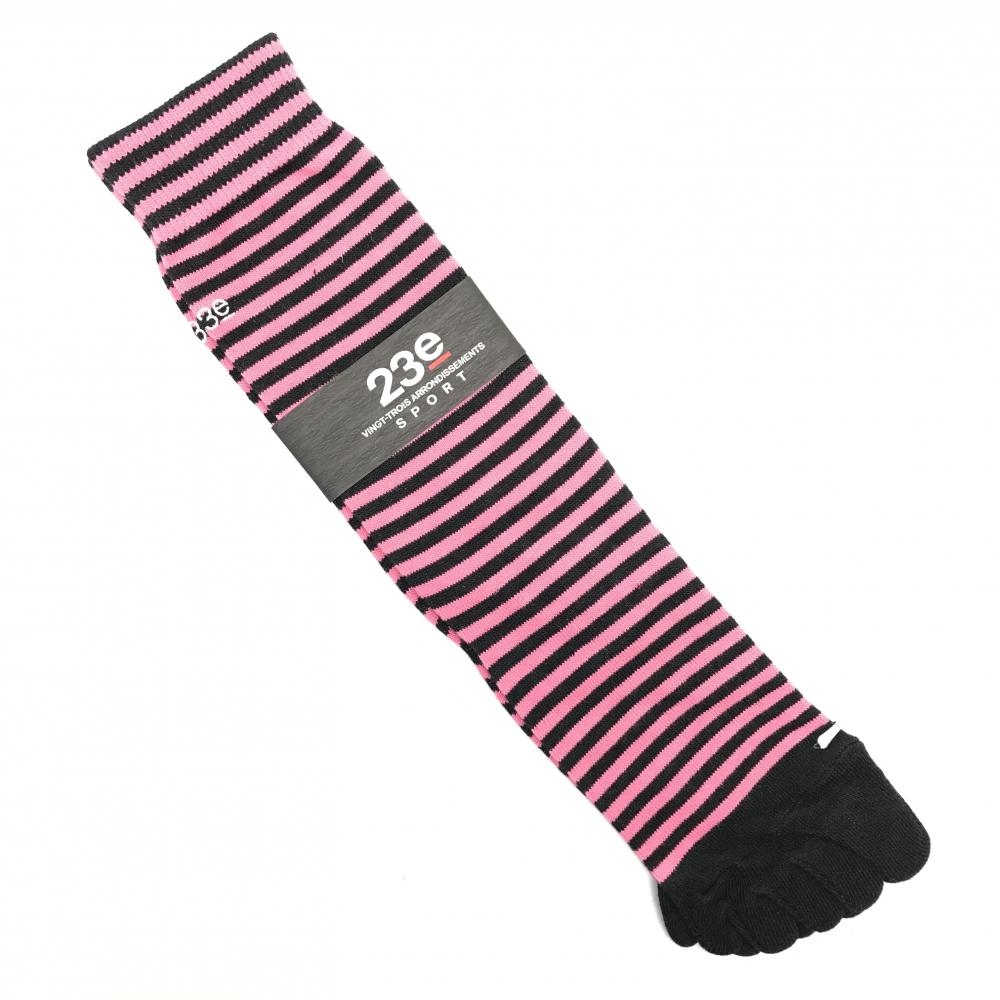 【新品】23区スポーツ ハイソックス 黒×ピンク ボーダー 五本指 レディース  ゴルフウェア 23区