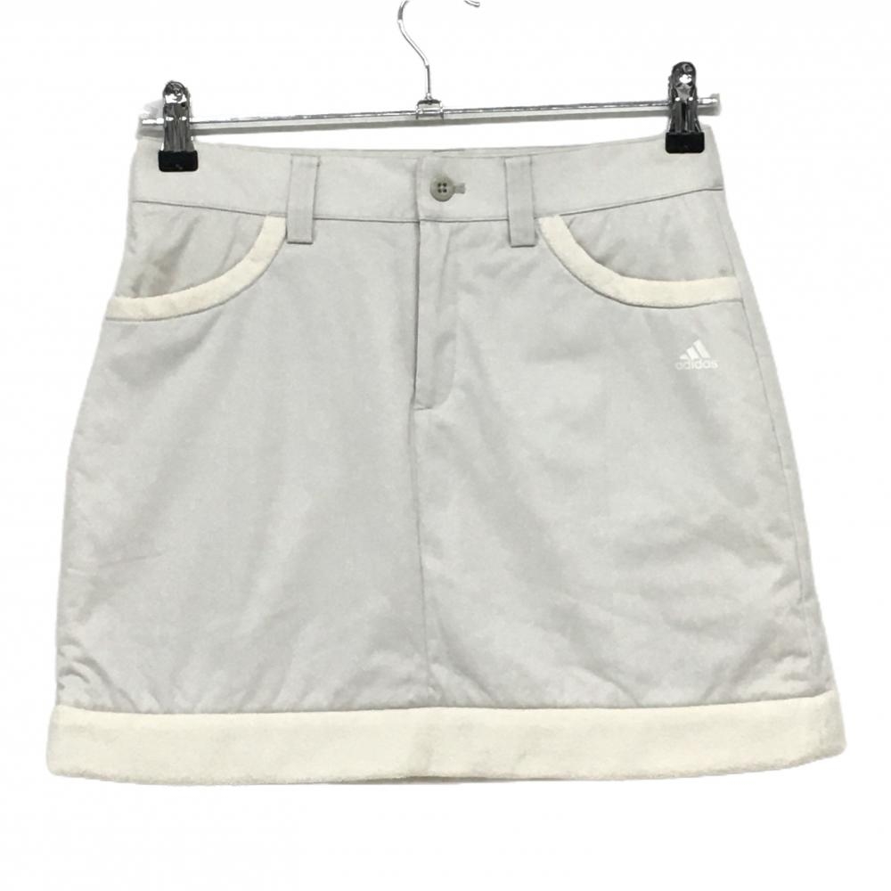 【美品】アディダス 中綿スカート ライトグレー×アイボリー ポケット口・裾フリース レディース S/P ゴルフウェア adidas