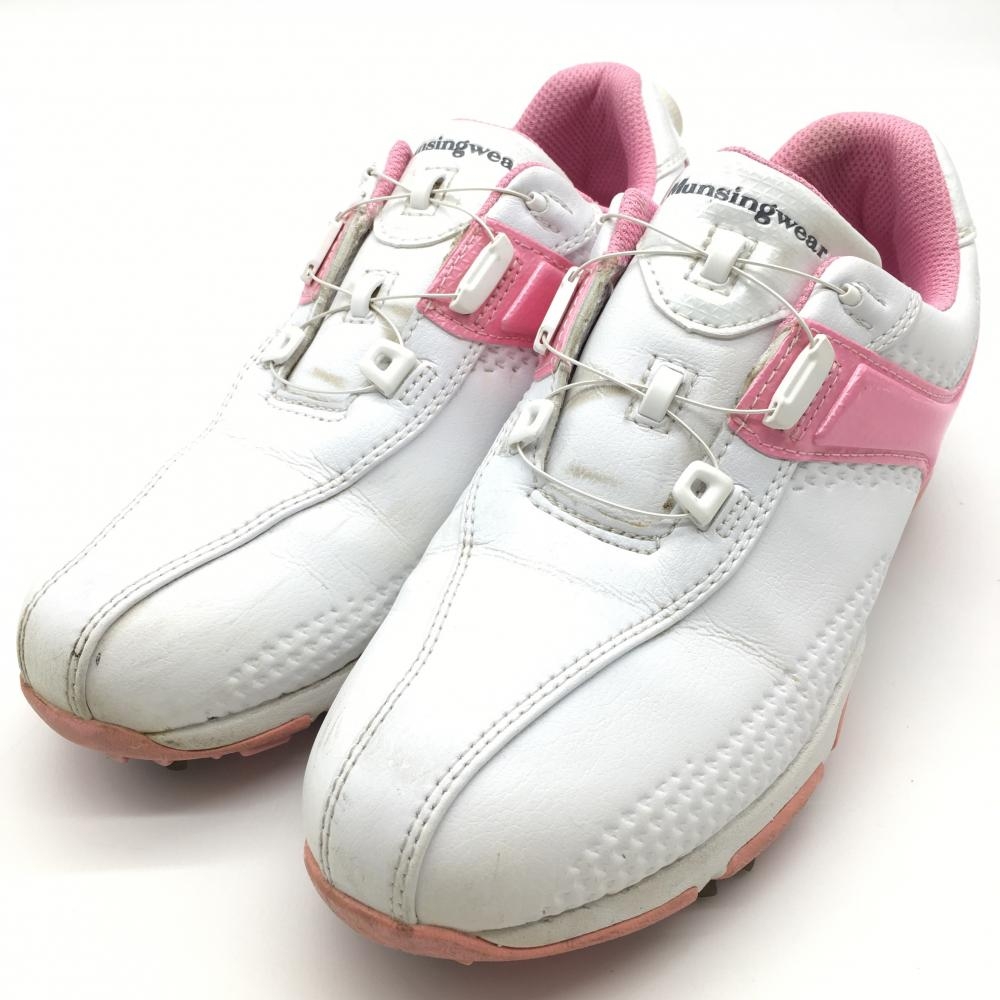【美品】マンシングウェア ゴルフシューズ 白×ピンク BOA MQ3NJA01 ペンギン レディース 23.0 ゴルフウェア Munsingwear